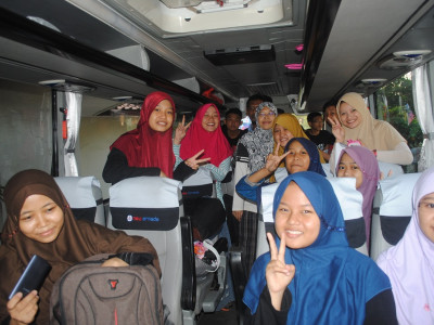 wisata-angkatan-1-smp-ic-bias-assalam-tegal